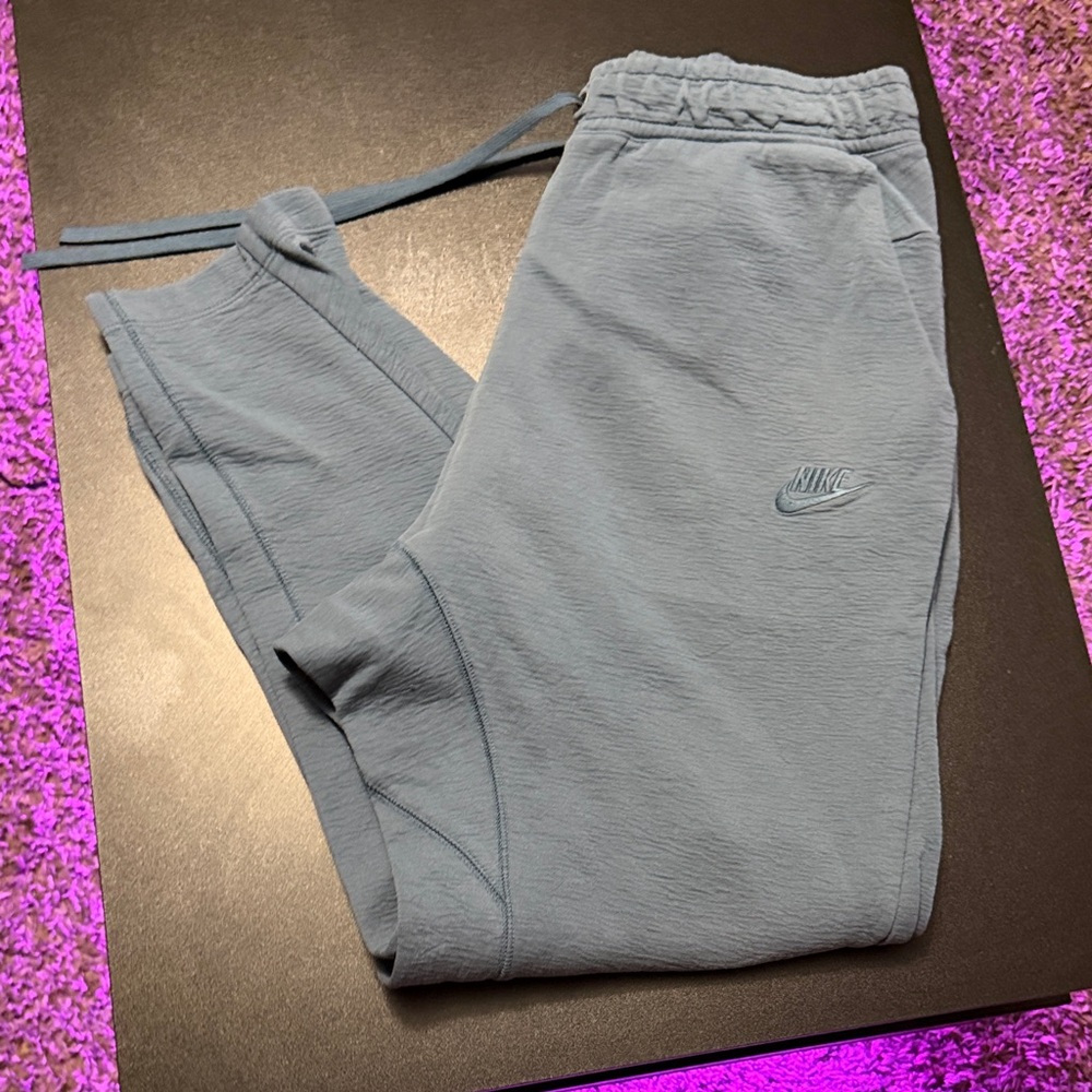 Nike Men's Light Blue Joggers